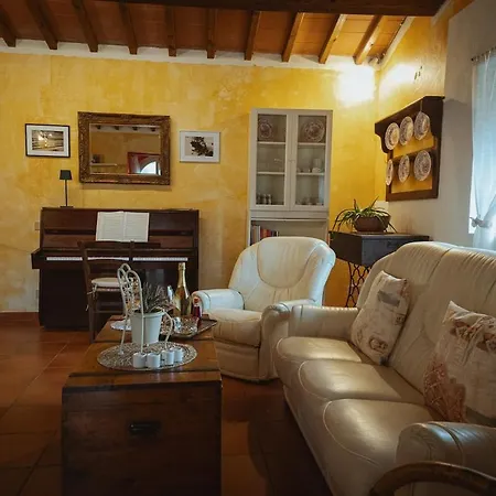 Casa Lucciana Vakantiehuis *